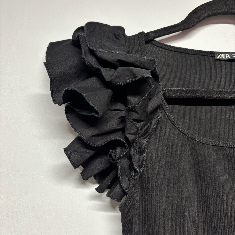✨Zara Ruffle Sleeve Bodysuit Black Size L - Picture 6 of 13
